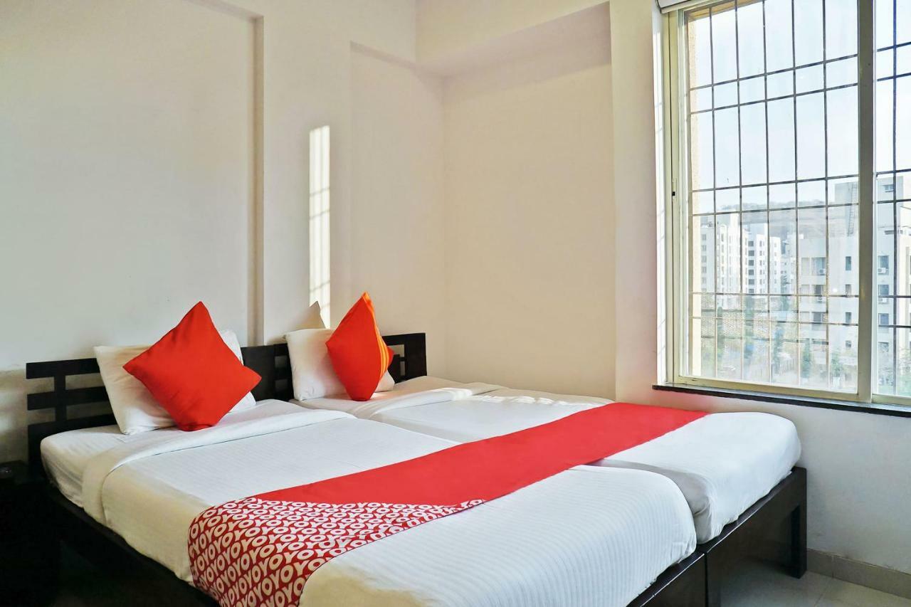 Oyo 12227 Hotel Resonare Baner Pune Exteriör bild