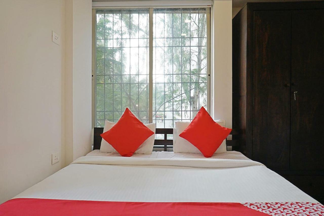 Oyo 12227 Hotel Resonare Baner Pune Exteriör bild