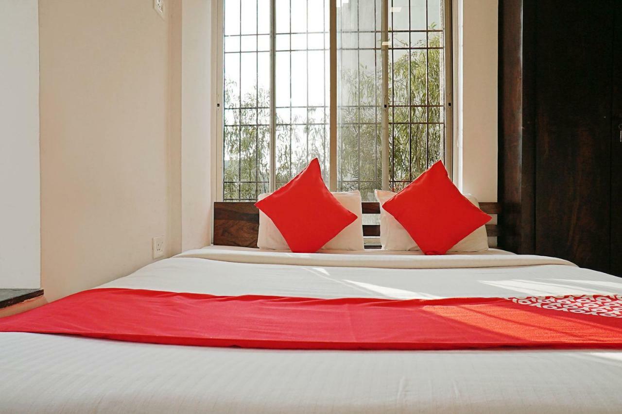 Oyo 12227 Hotel Resonare Baner Pune Exteriör bild