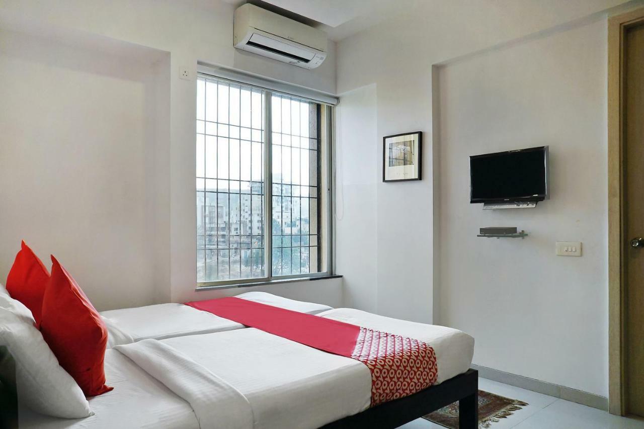 Oyo 12227 Hotel Resonare Baner Pune Exteriör bild